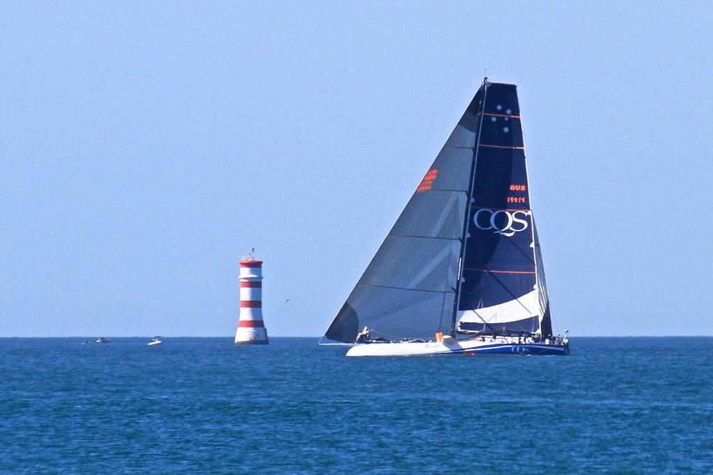 Under Code Zero - CQS supermaxi Waitemata Harbour, Auckland - November 23, 2016 © Richard Gladwell www.photosport.co.nz